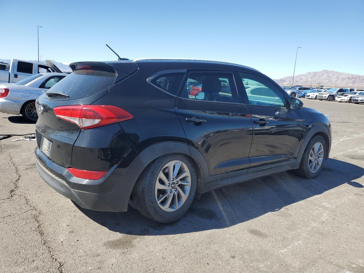2016 Hyundai Tucson - Image 3