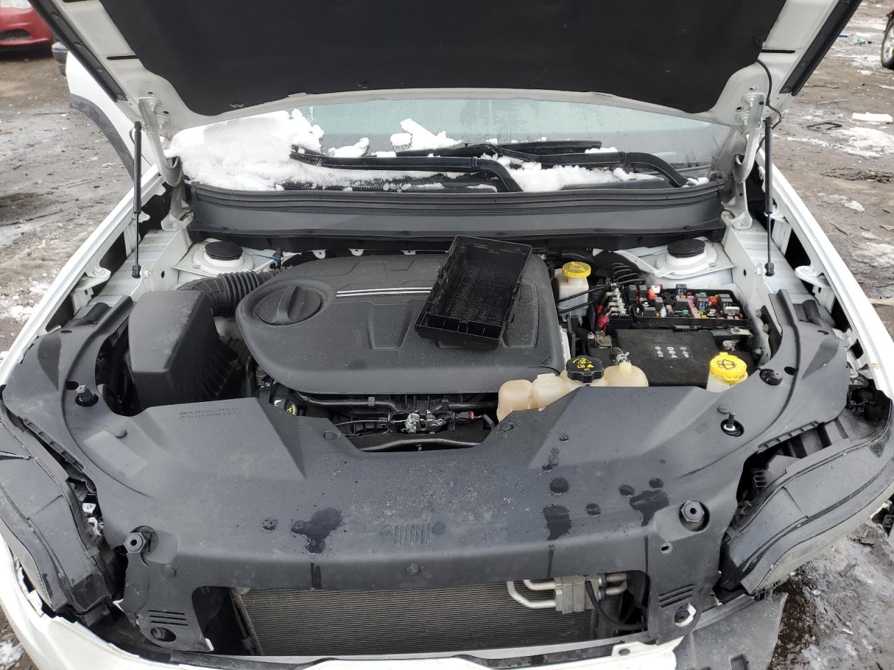 2019 Jeep Grand Cherokee - Image 12