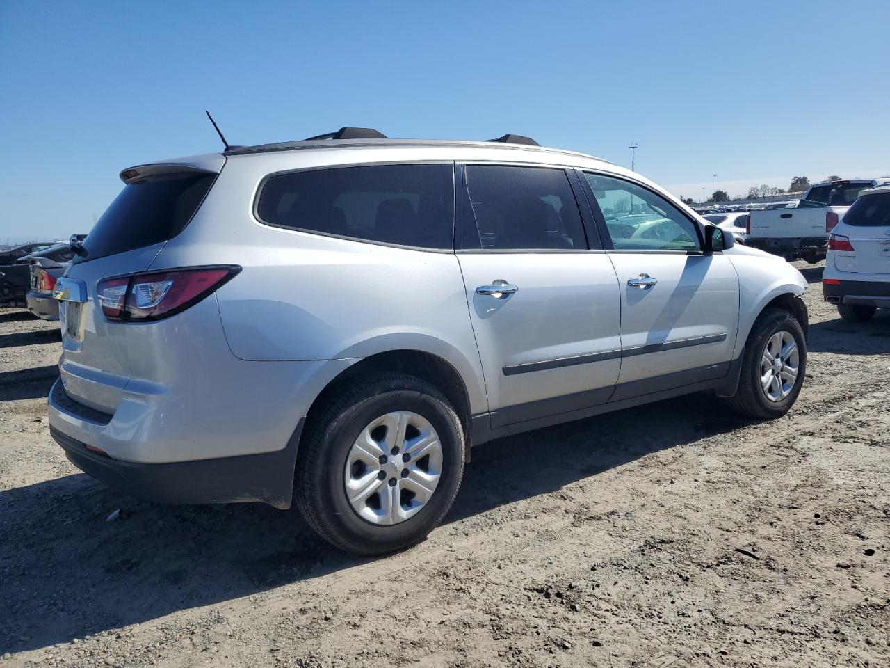 2017 Chevrolet Traverse - Image 3