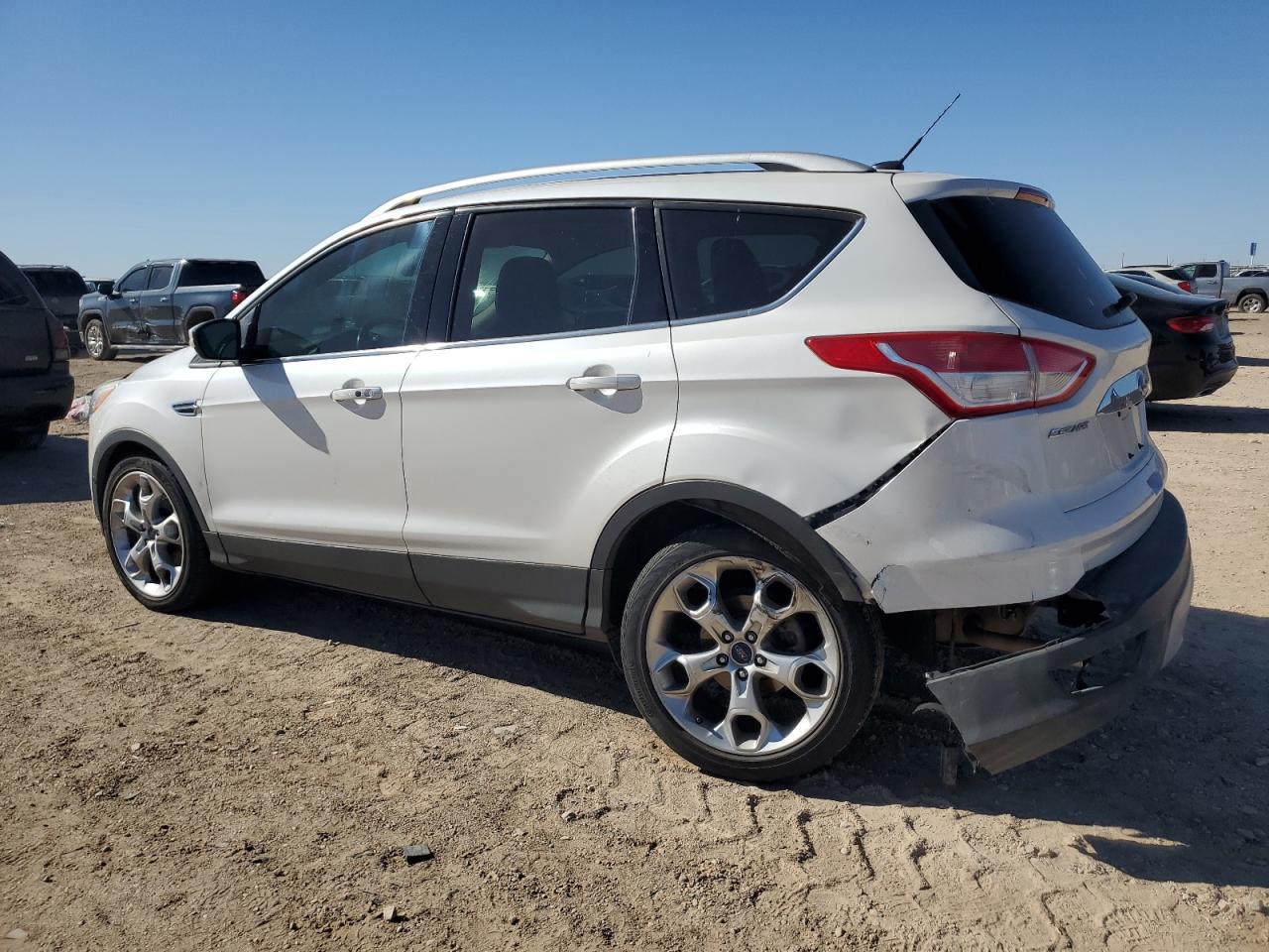 2015 Ford Escape - Image 2