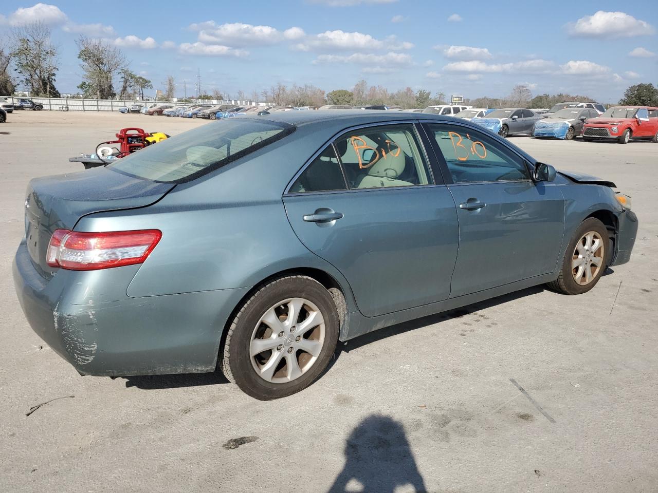 2011 Toyota Camry - Image 3