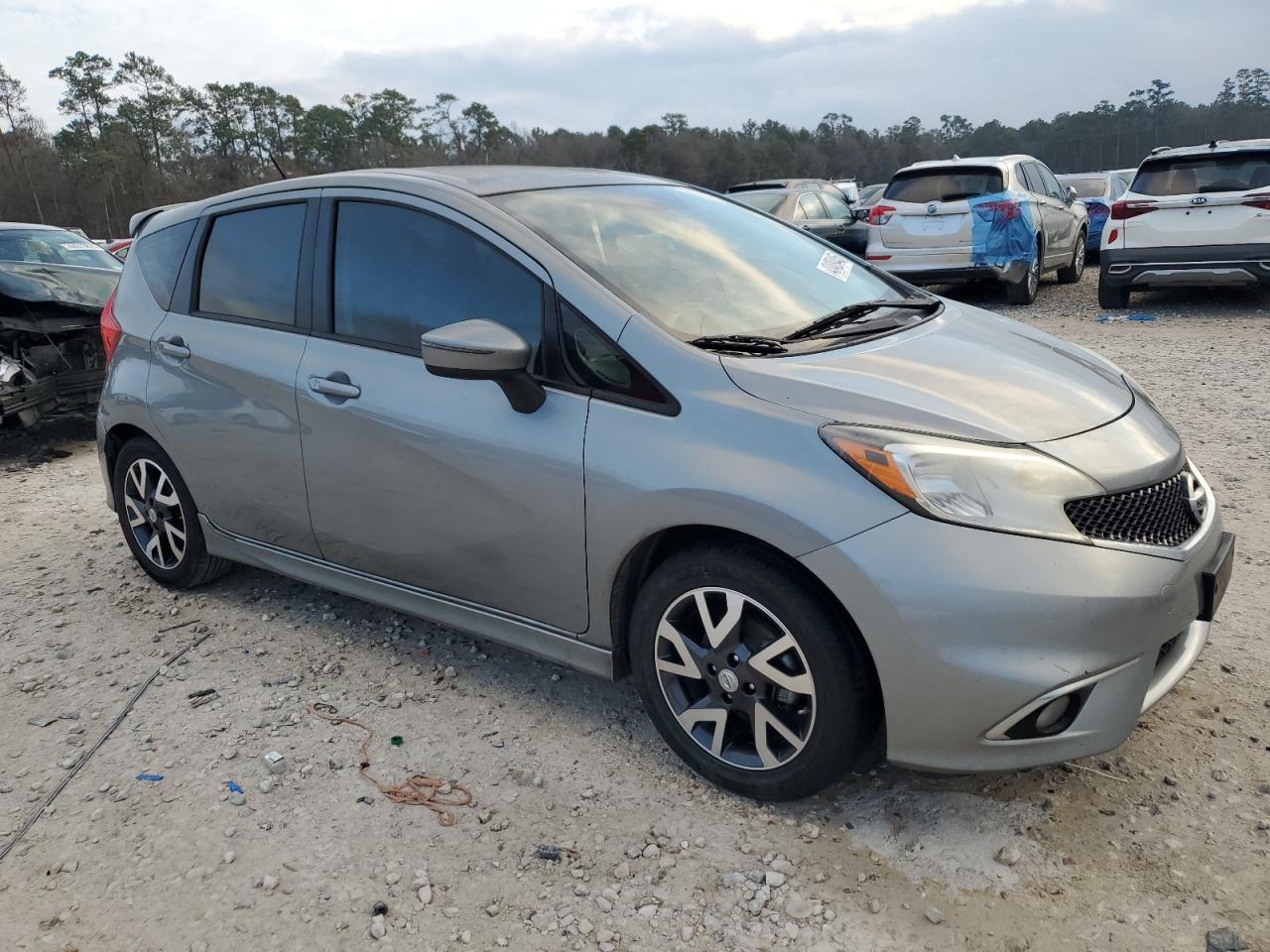 2015 Nissan Versa - Image 4