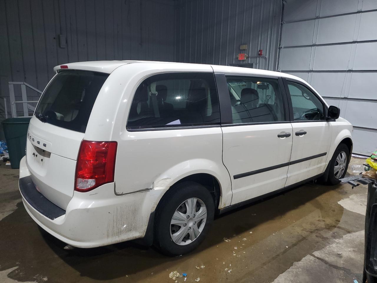 2012 Dodge Caravan - Image 3