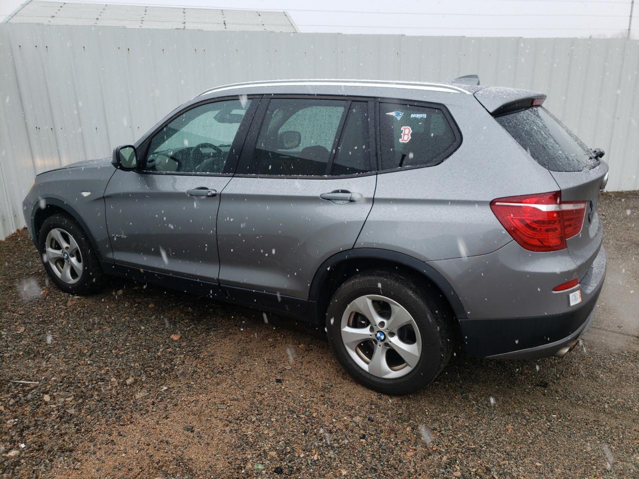 2011 BMW X3 - Image 2
