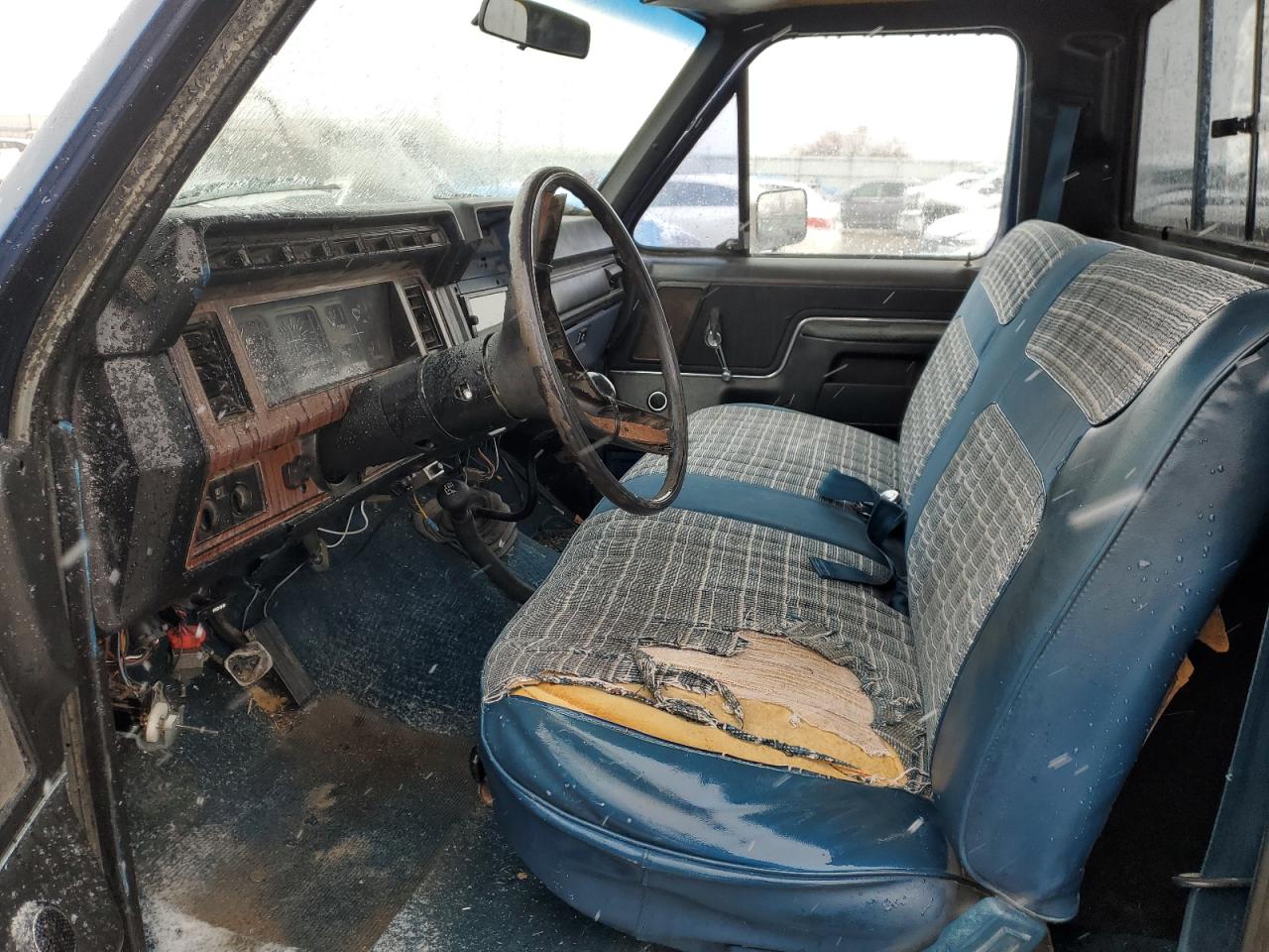 1983 Ford F150 VIN: 1FTEF14G1DPB08688 Lot: 44670895