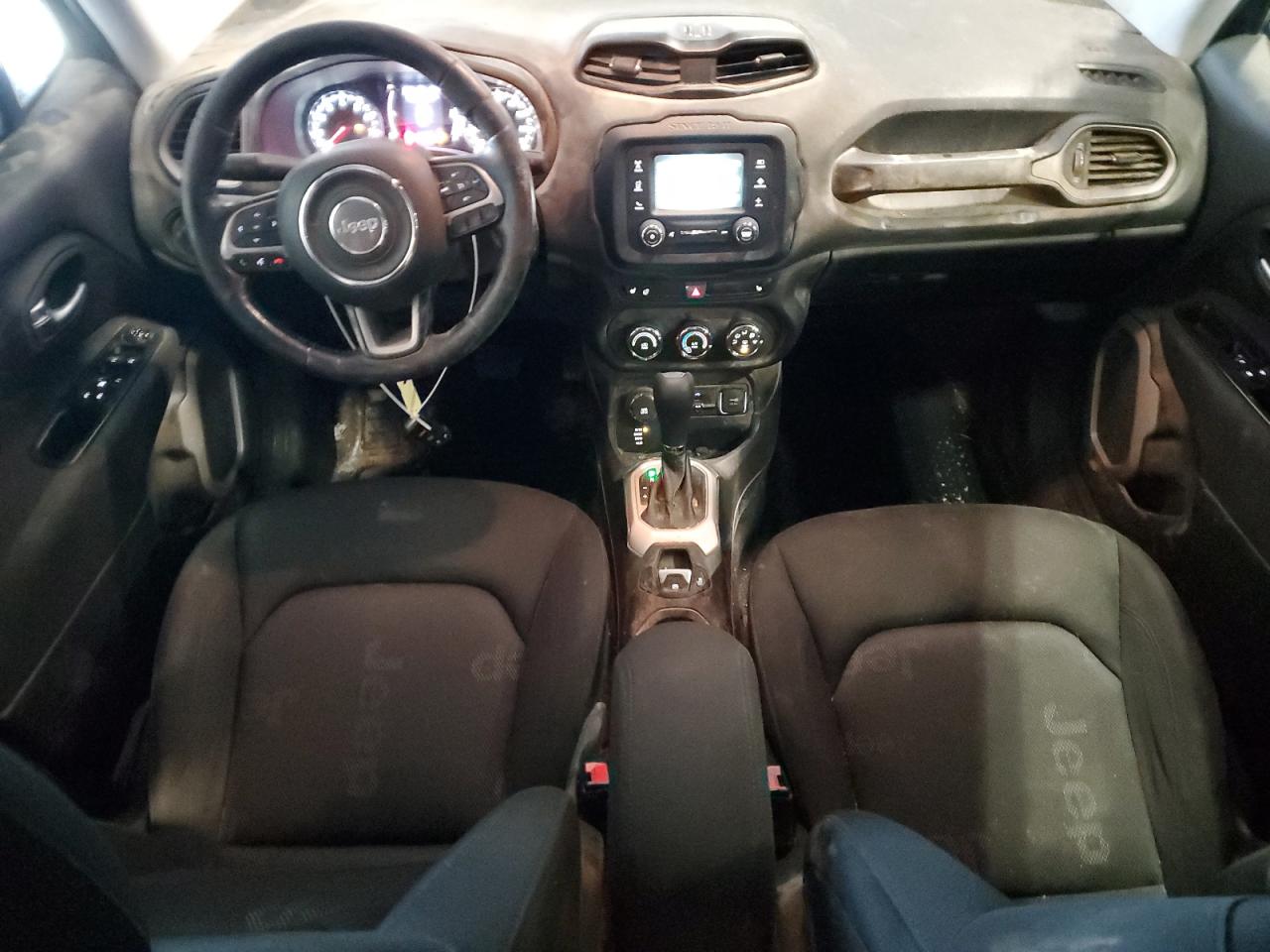 2017 Jeep Renegade - Image 8