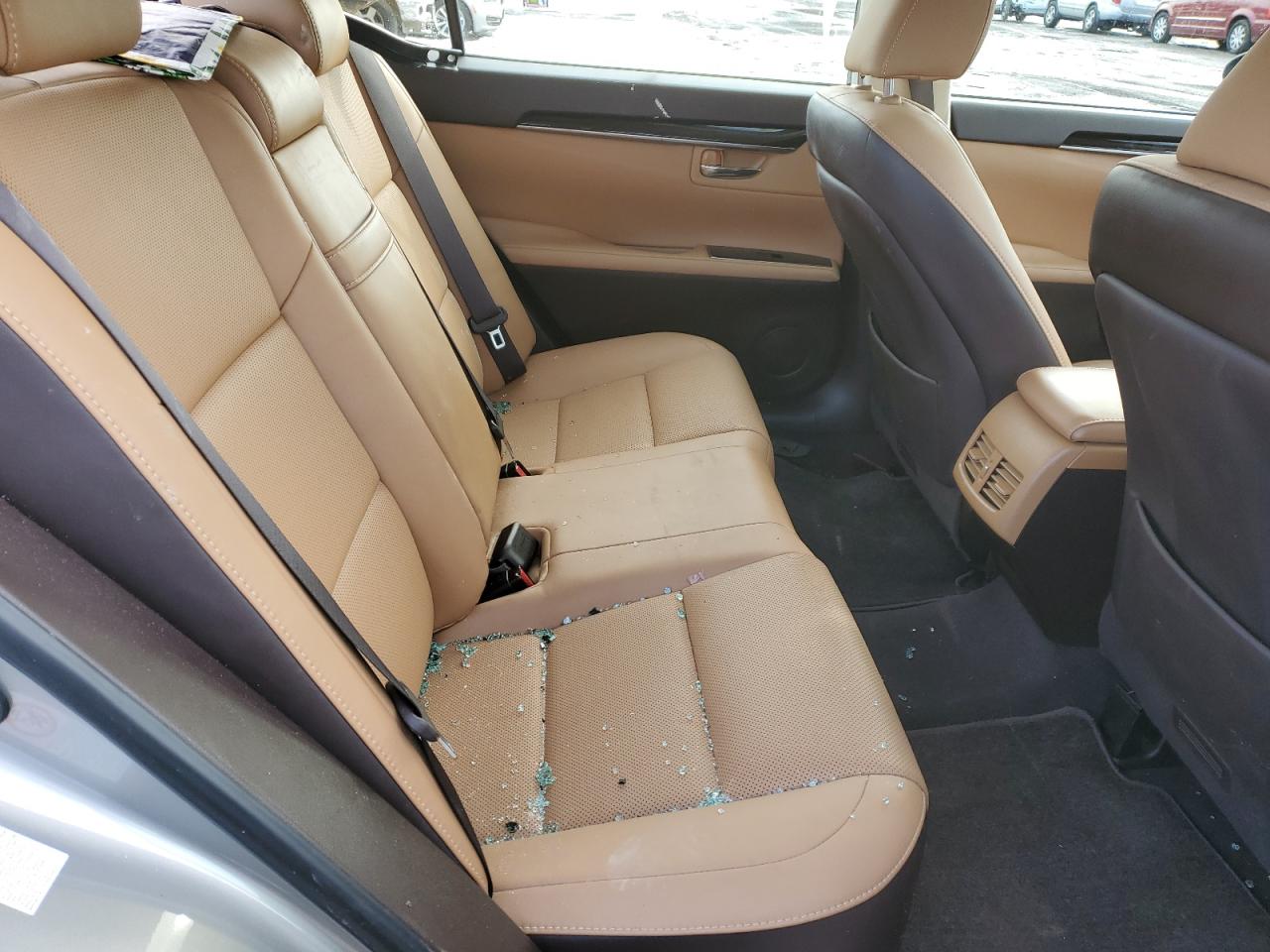 2018 Lexus ES - Image 10