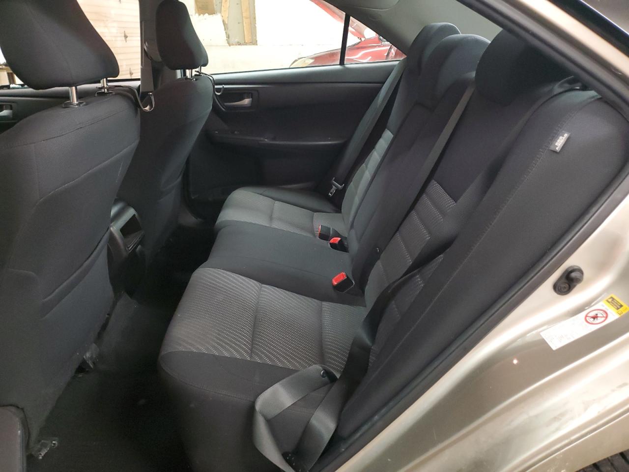 2015 Toyota Camry - Image 10