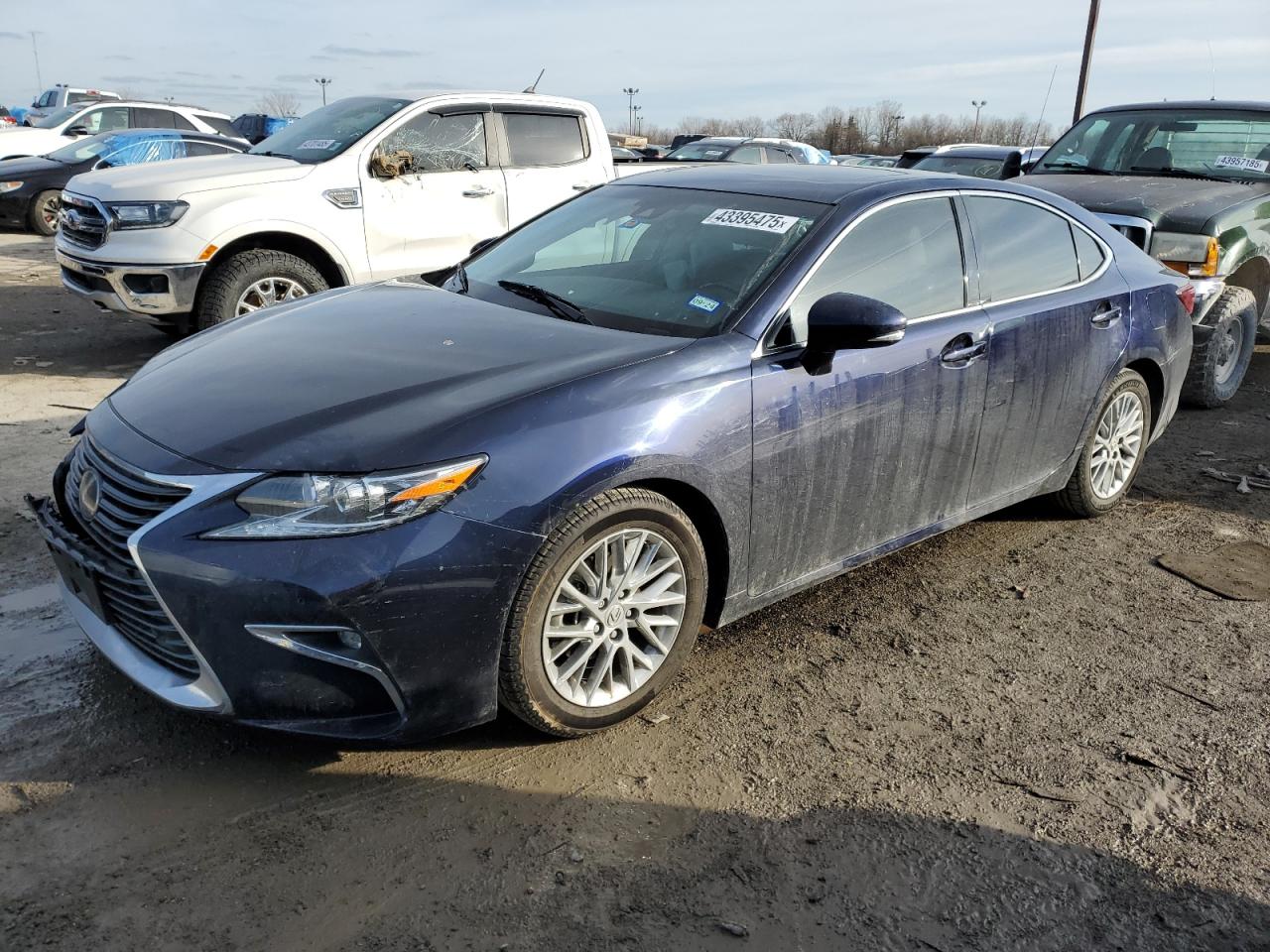 2016 Lexus ES - Image 1