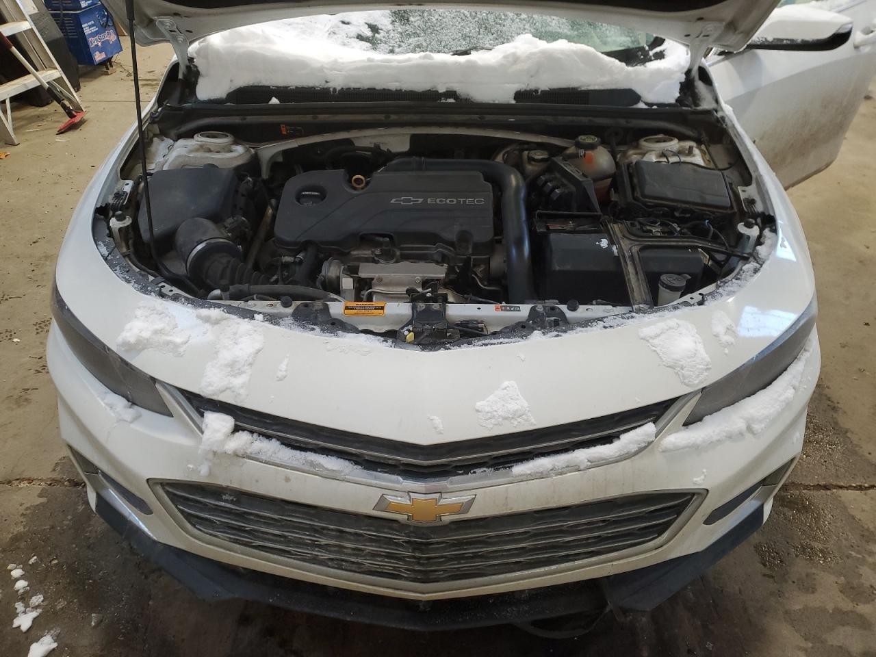 2016 Chevrolet Malibu - Image 11