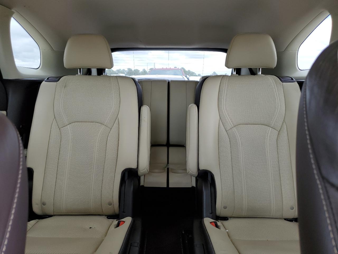 2018 Lexus RX - Image 10