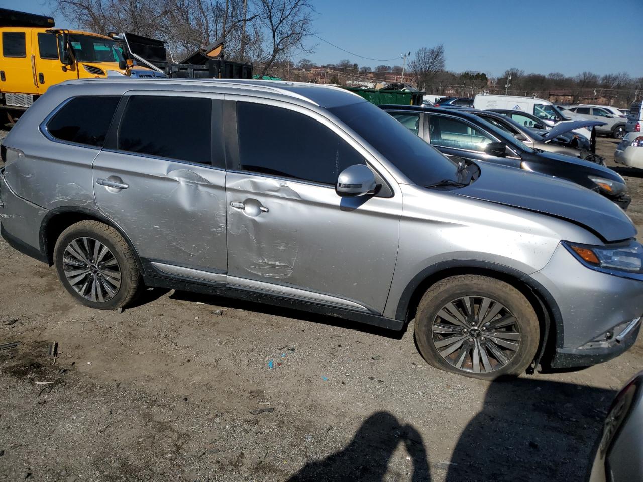 2019 Mitsubishi Outlander - Image 4