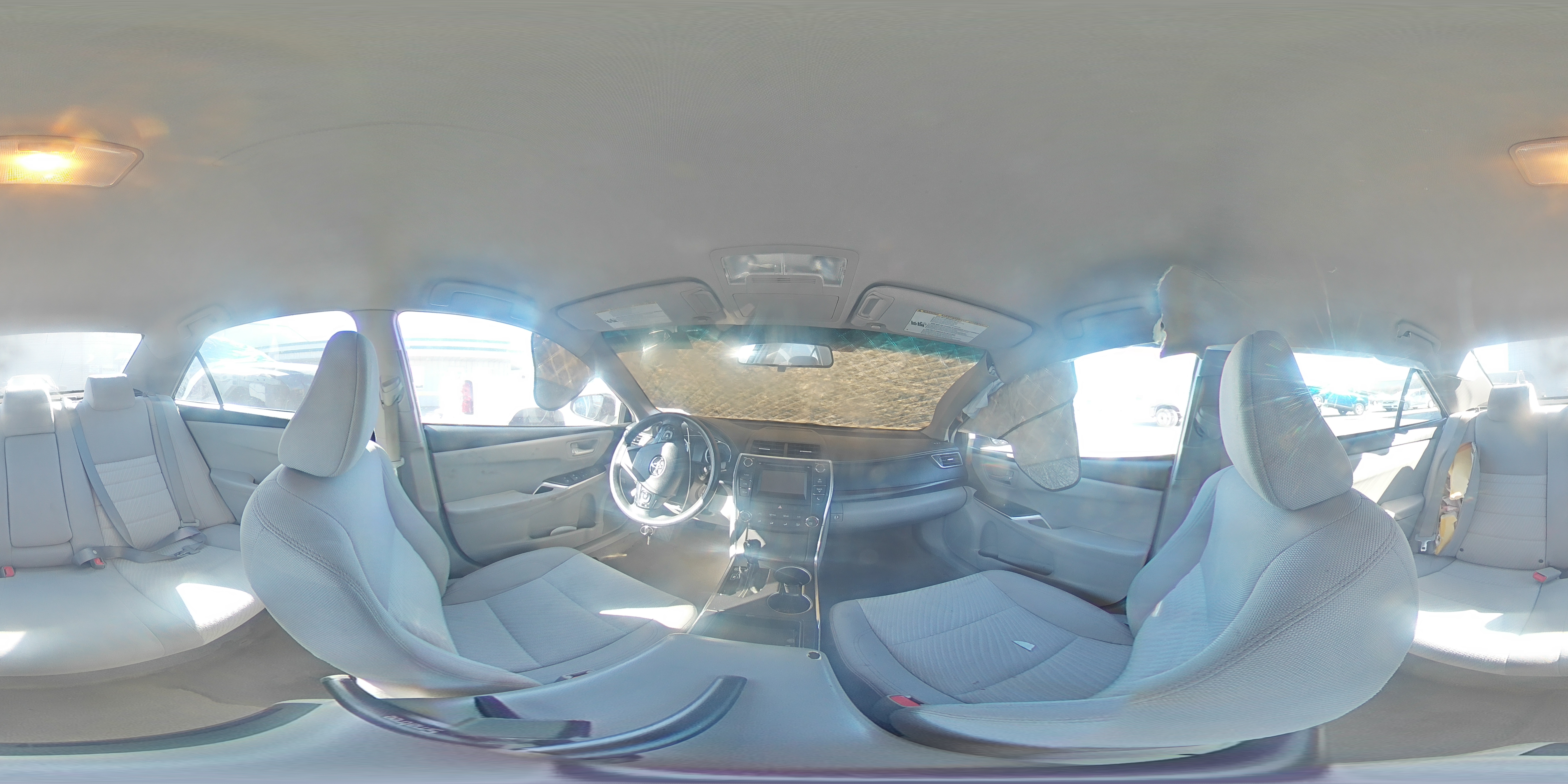 2016 Toyota Camry - Image 13