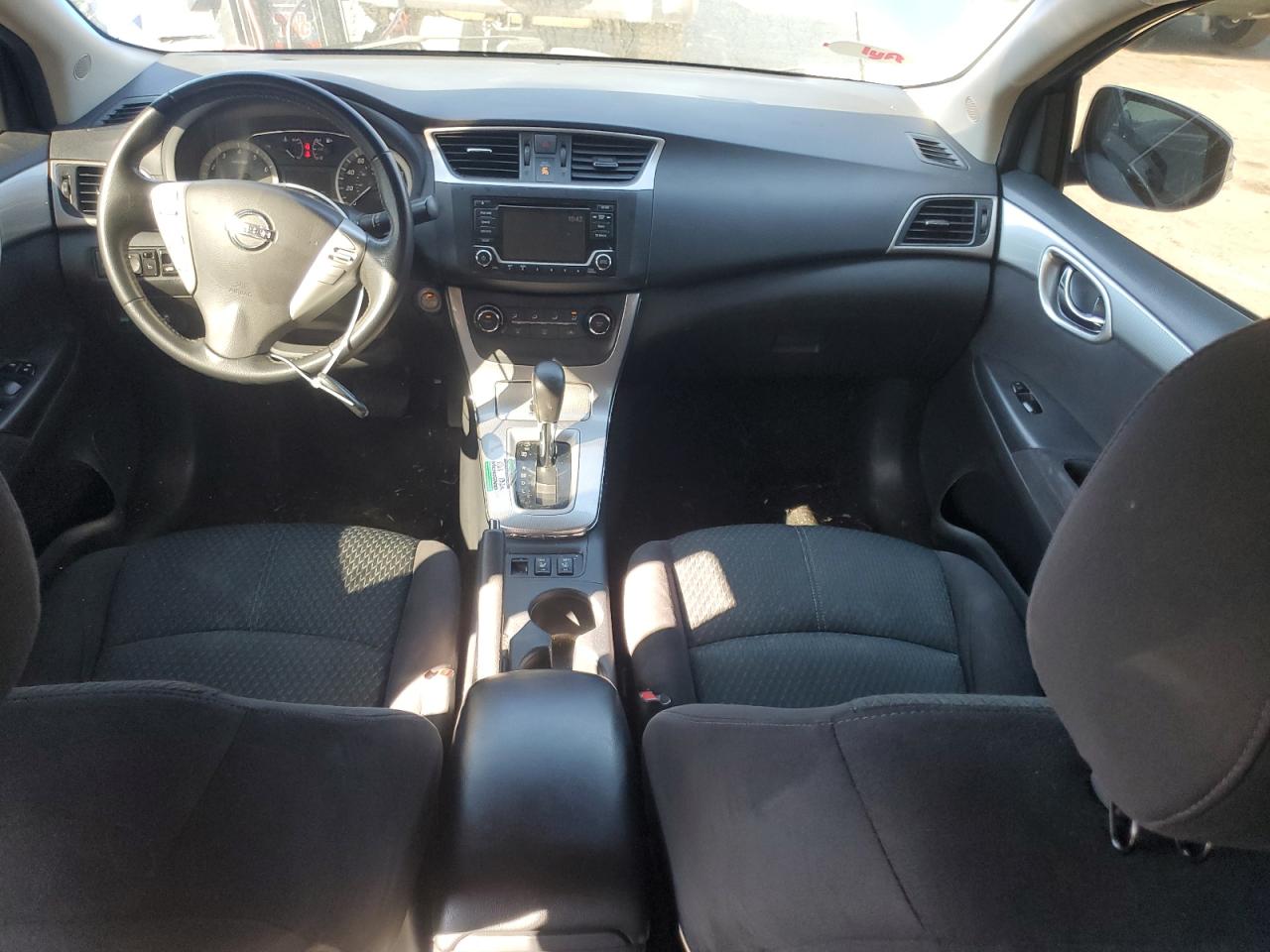 2015 Nissan Sentra - Image 8