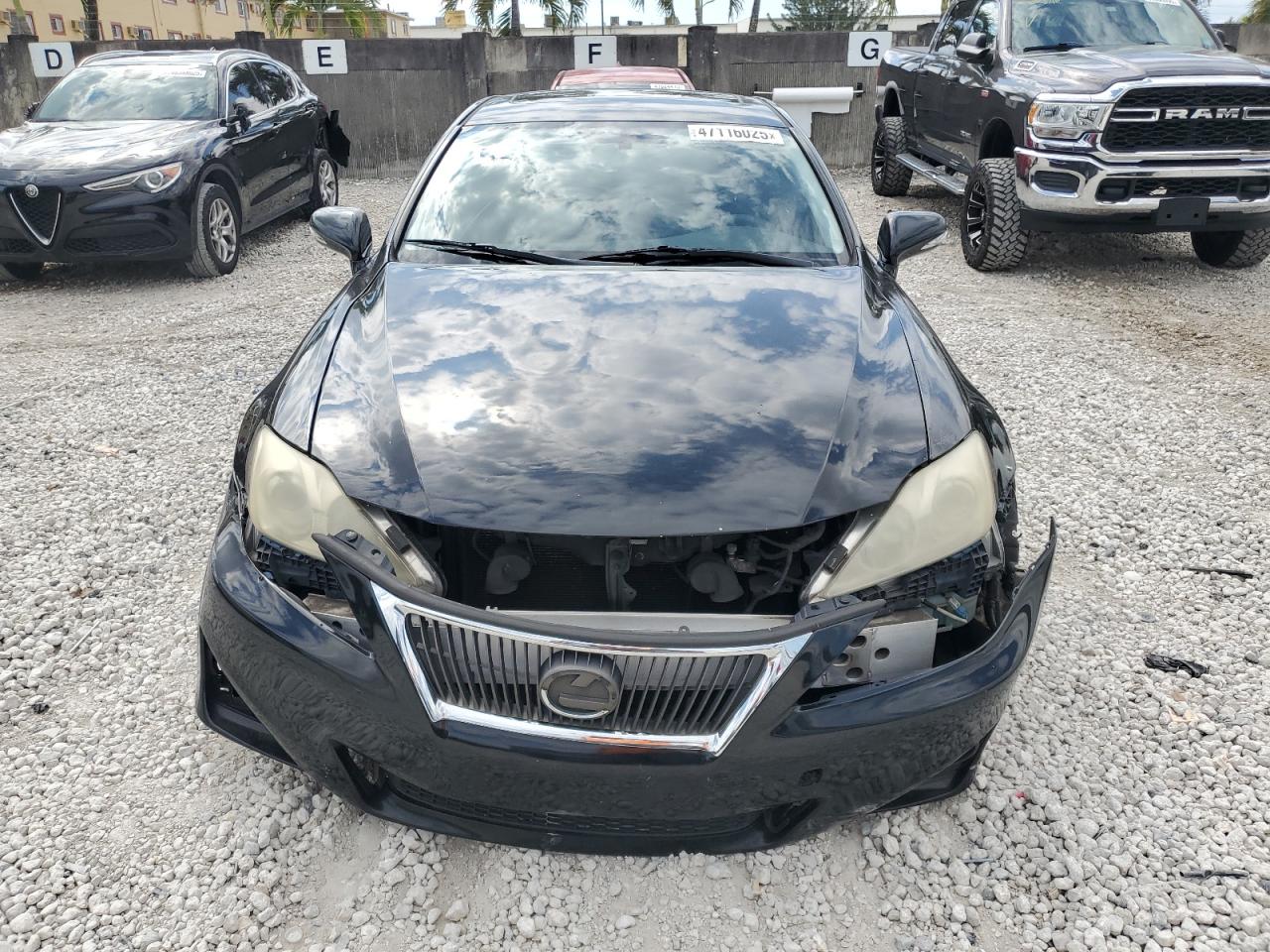 2012 Lexus IS - Image 5
