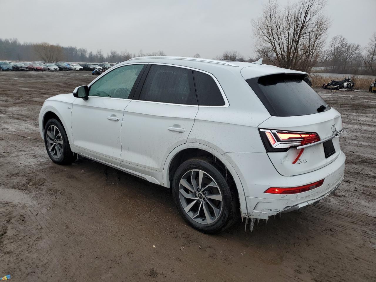 2023 Audi Q5 - Image 2