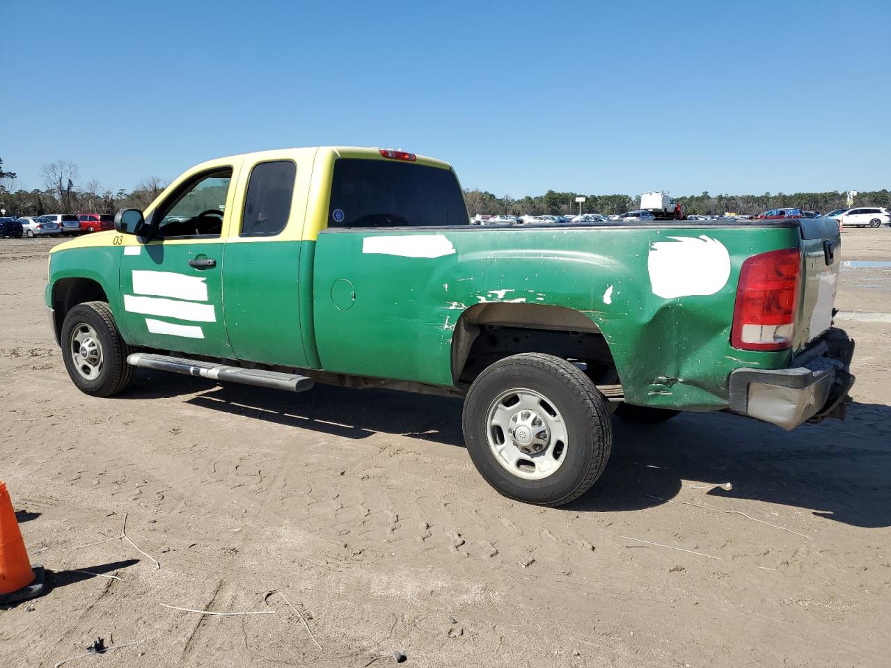 2011 GMC Sierra - Image 2