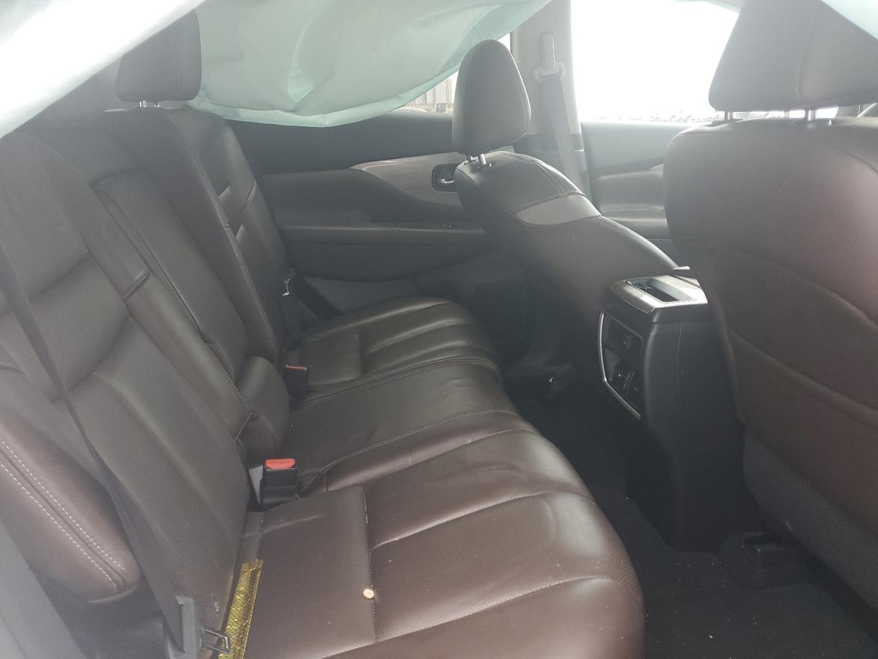 2015 Nissan Murano - Image 11