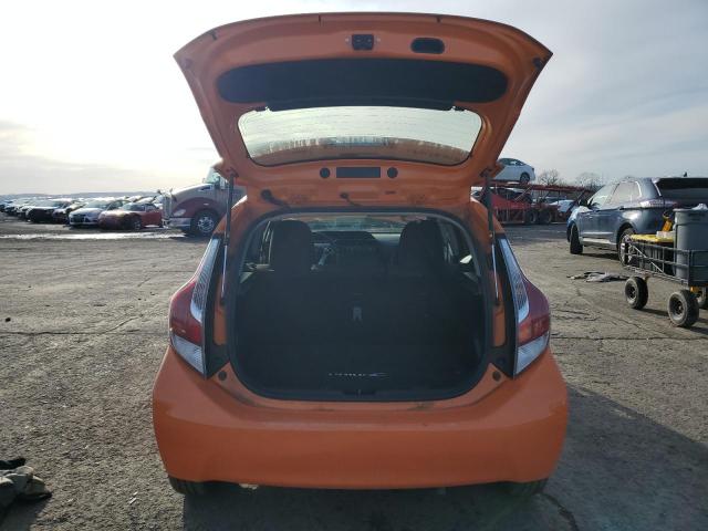  TOYOTA PRIUS 2015 Orange