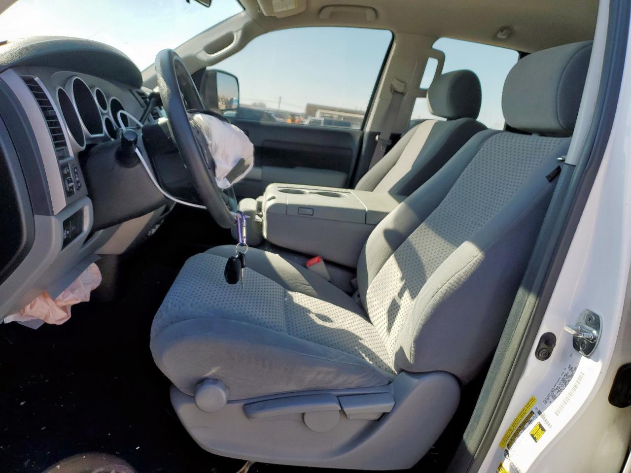2013 Toyota Tundra - Image 7