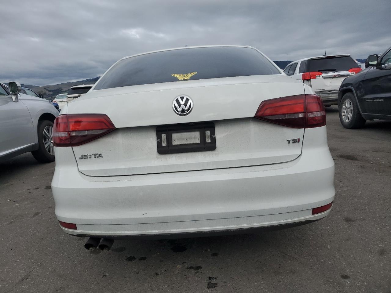 2017 Volkswagen Jetta - Image 6