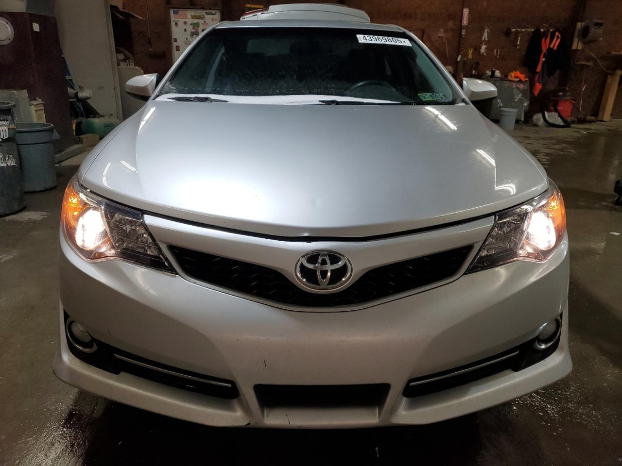 2012 Toyota Camry - Image 5