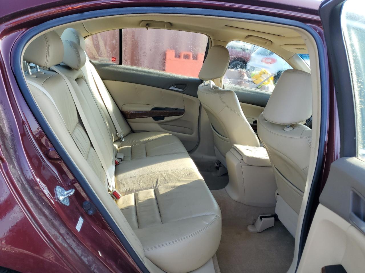 2009 Honda Accord - Image 10