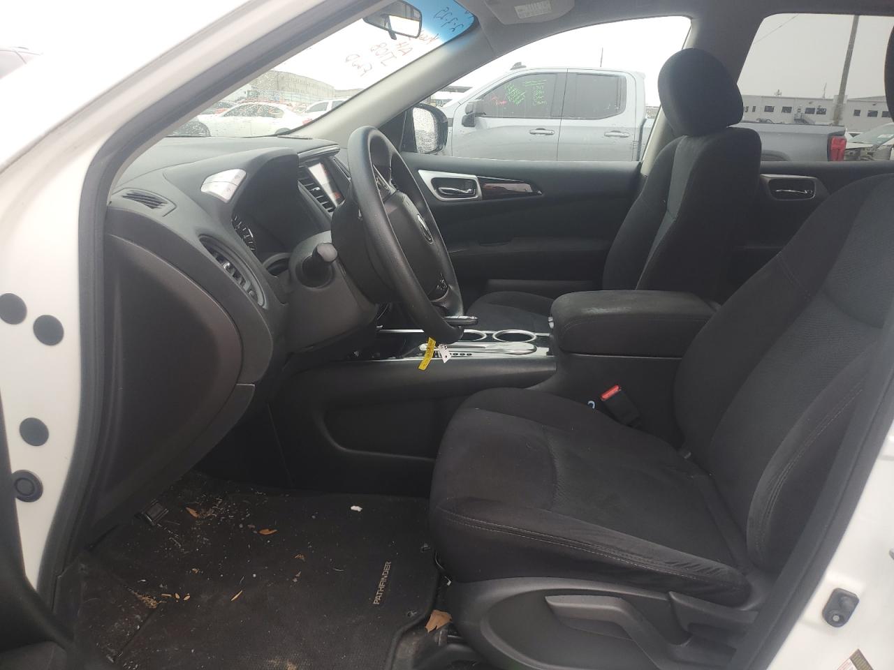 2016 Nissan Pathfinder - Image 7
