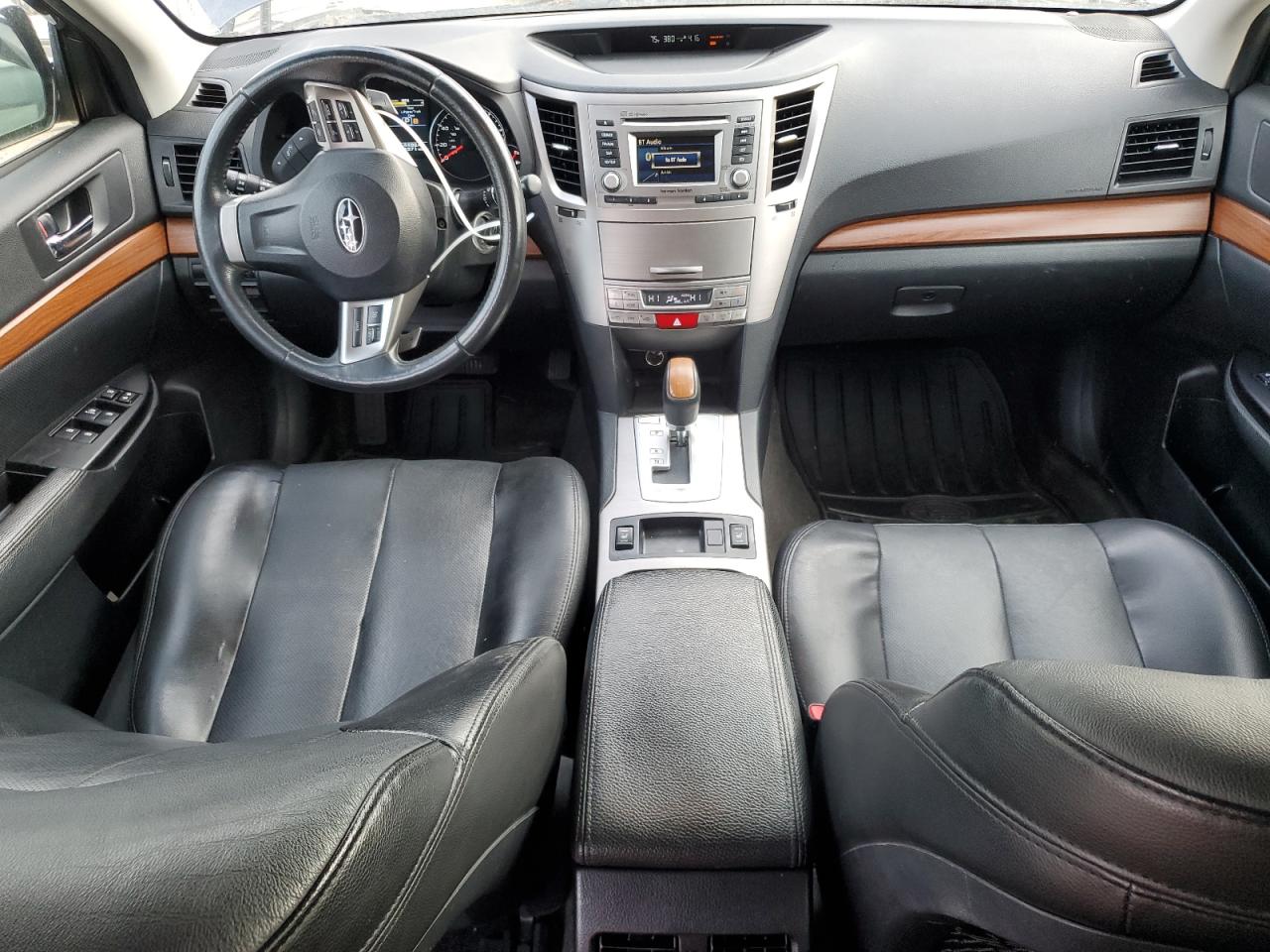 2014 Subaru Outback - Image 8