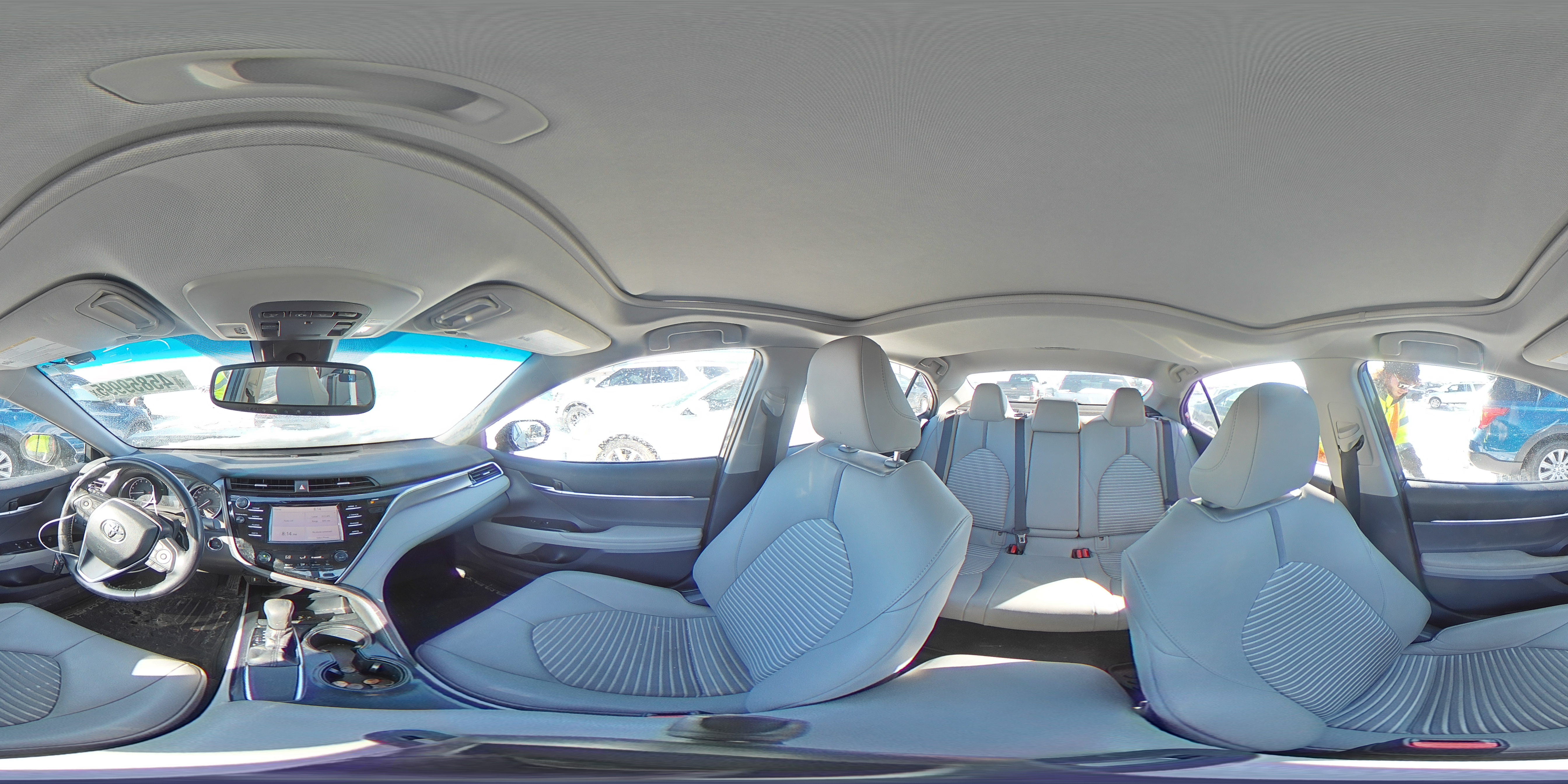 2018 Toyota Camry - Image 12