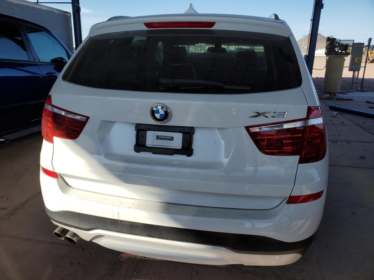 2017 BMW X3 - Image 6
