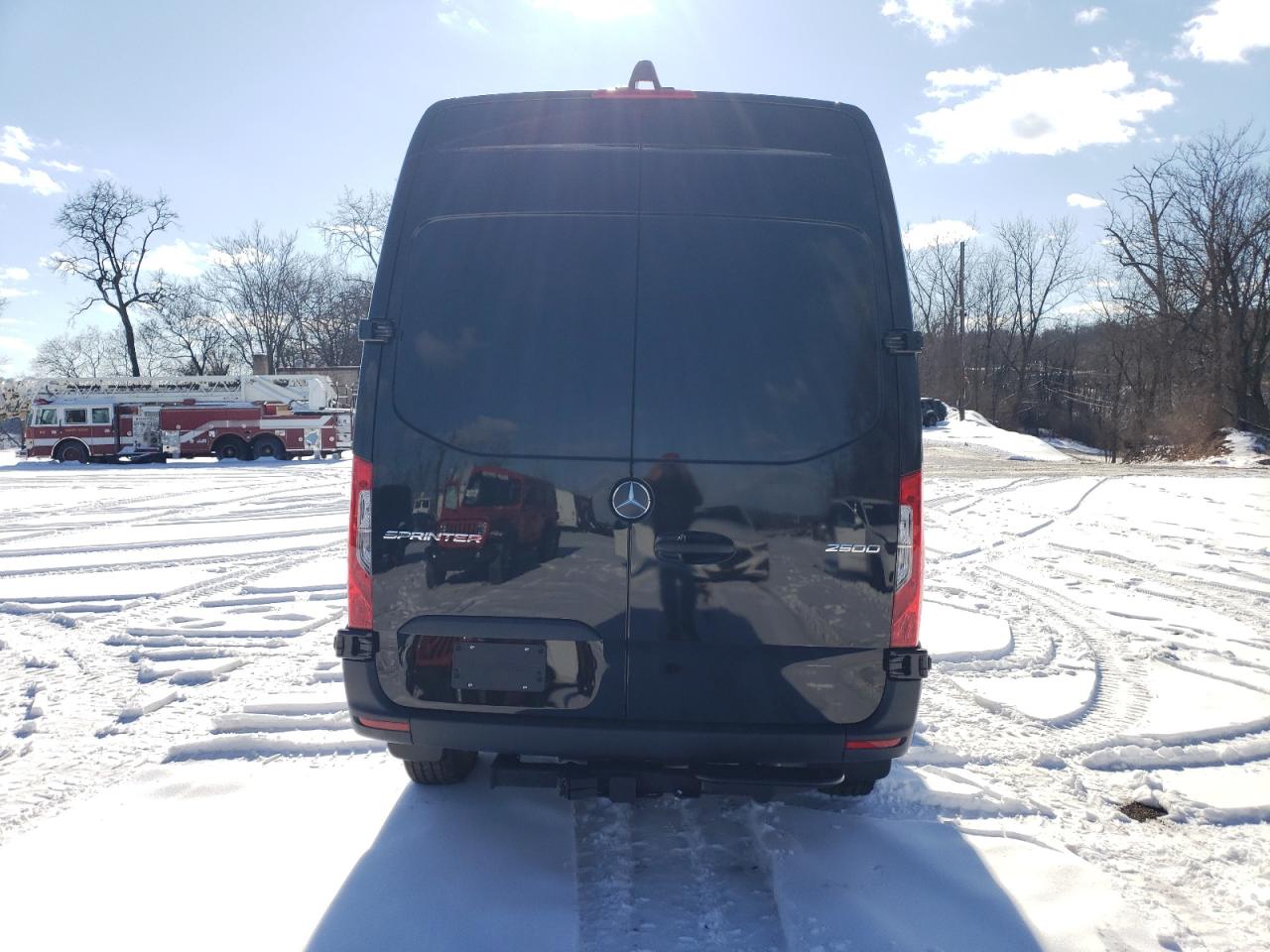 2024 Mercedes-Benz Sprinter - Image 6
