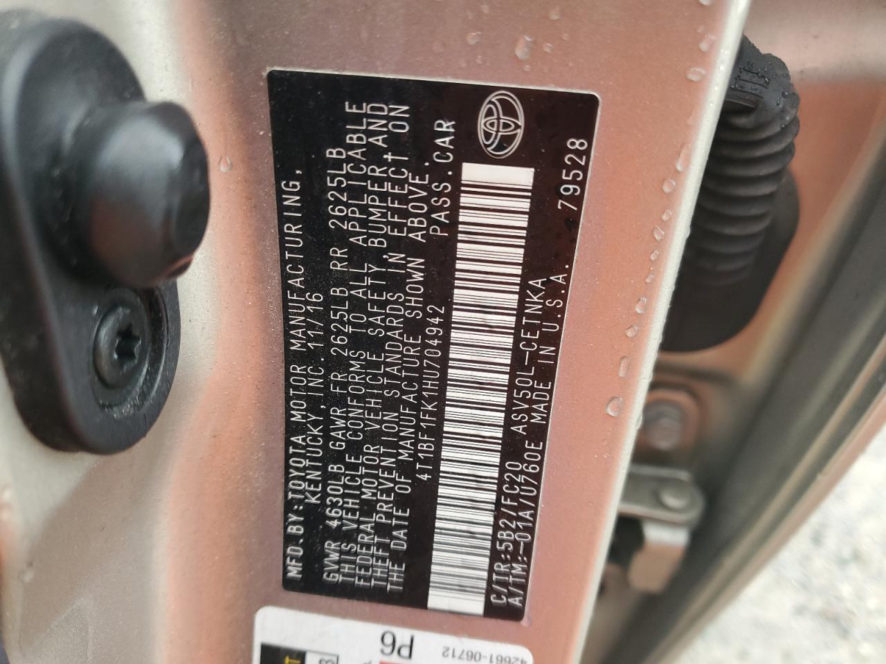 2017 Toyota Camry - Image 12