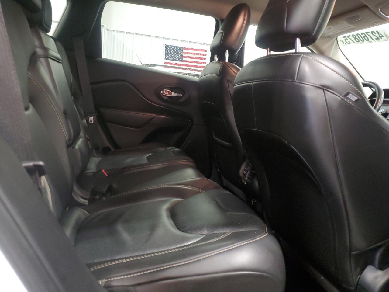 2015 Jeep Grand Cherokee - Image 11