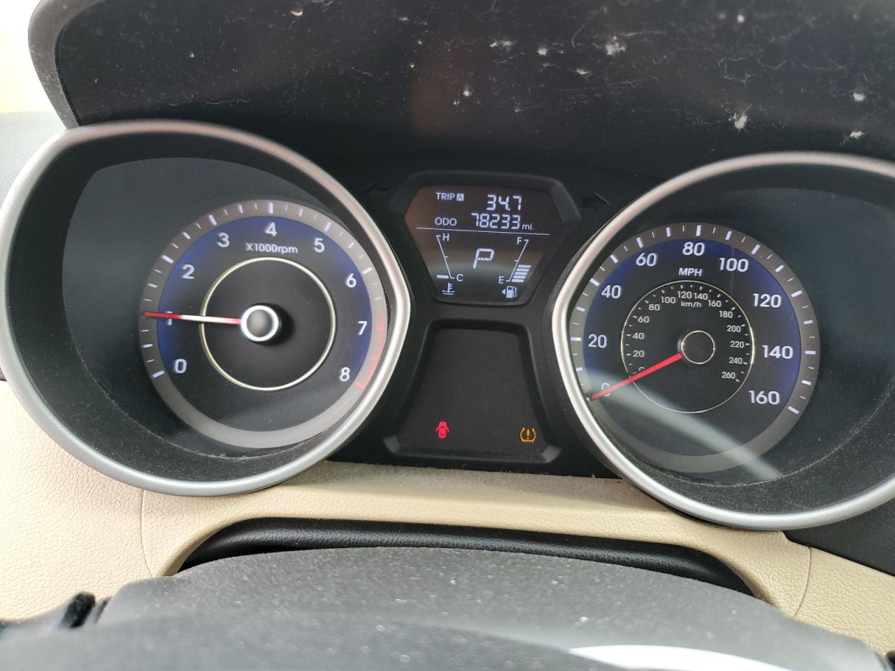 2013 Hyundai Elantra - Image 9