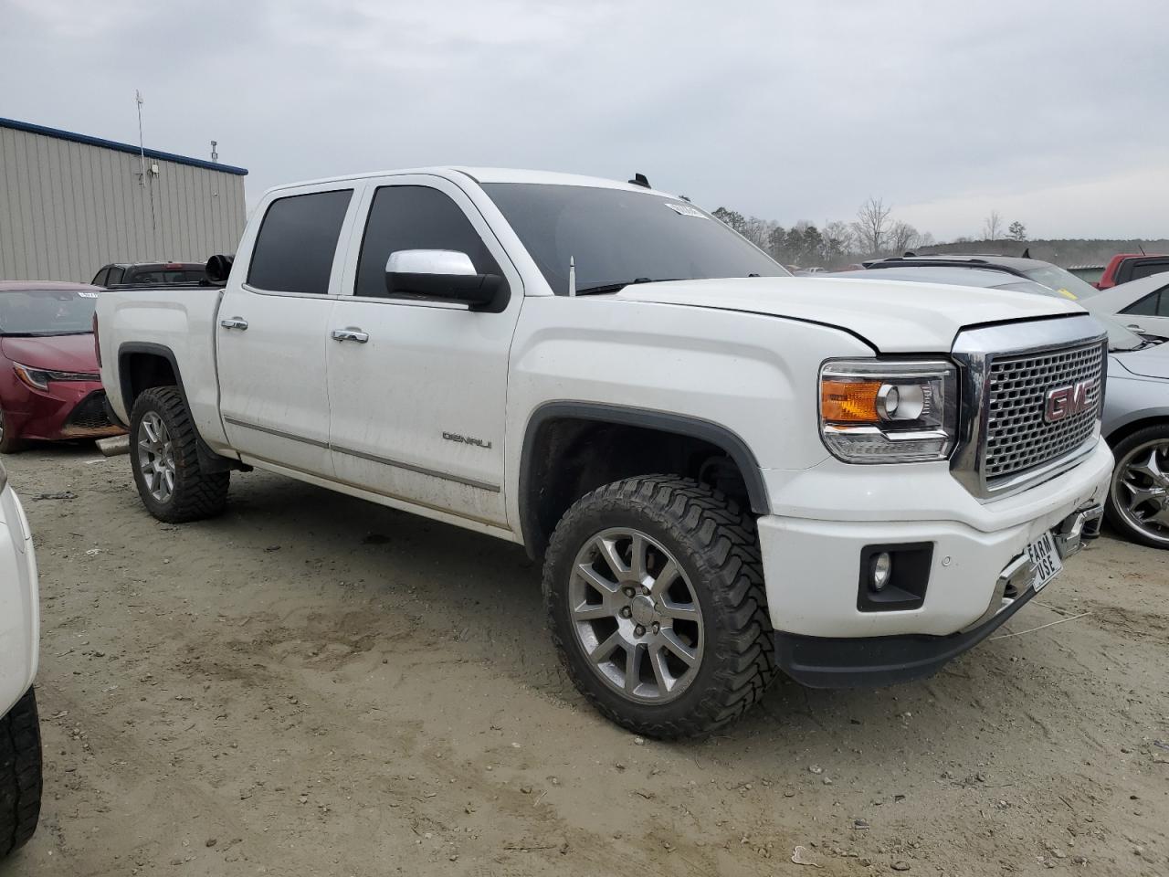 2014 GMC Sierra - Image 4