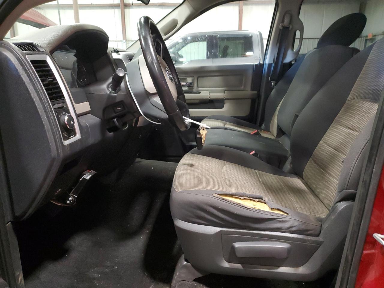 2010 Dodge RAM - Image 7