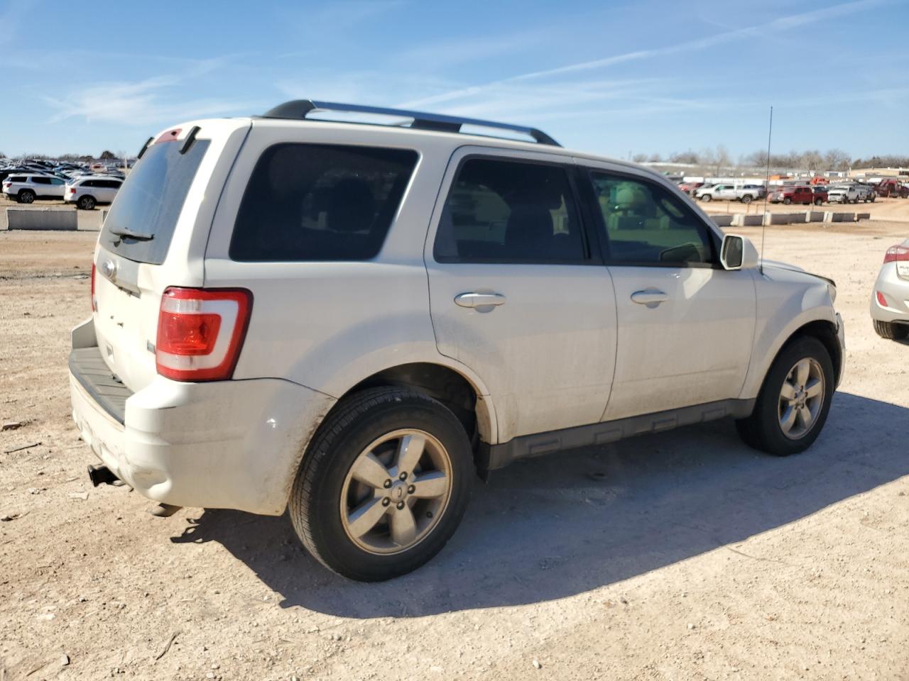 2012 Ford Escape - Image 3
