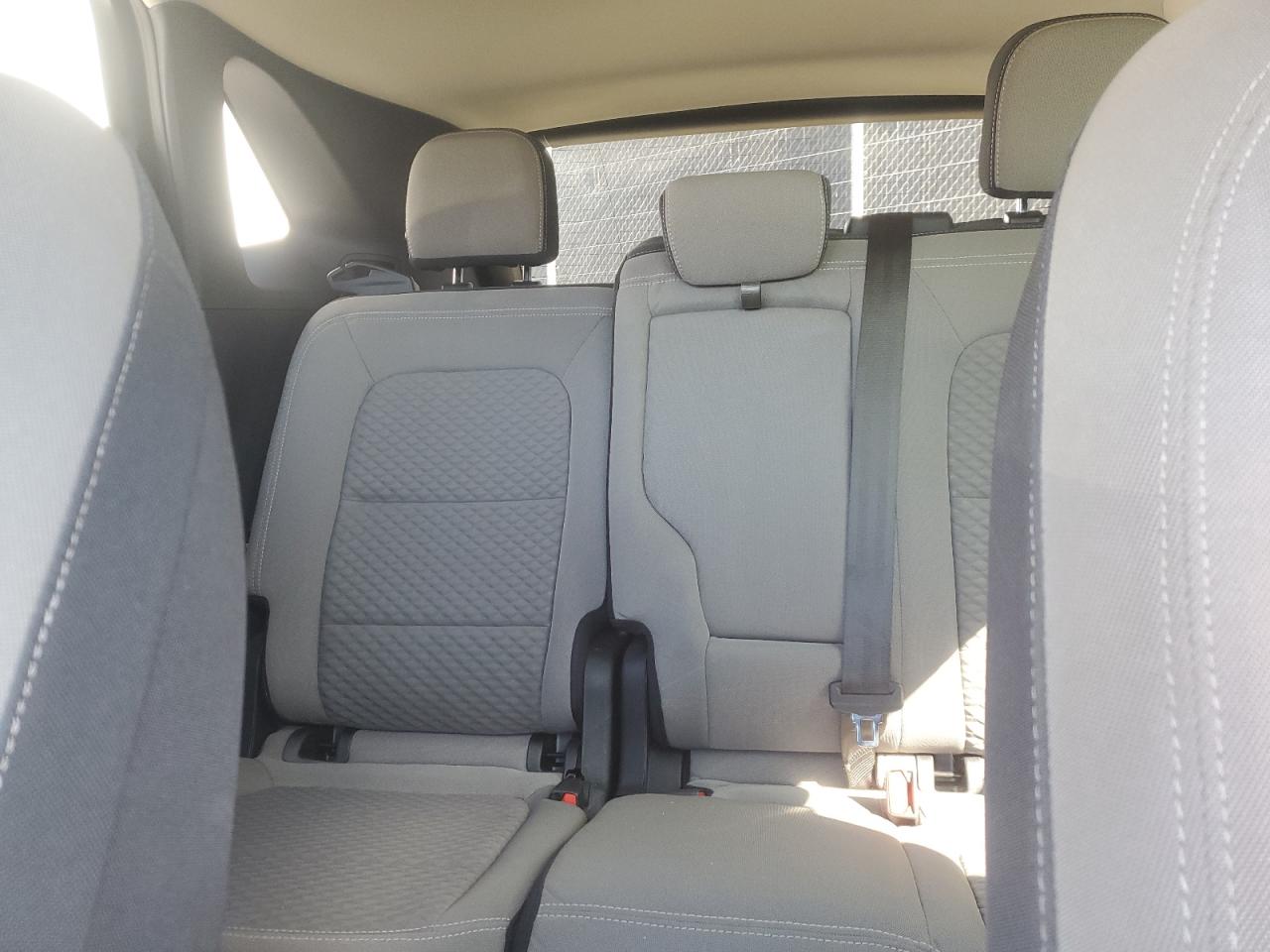 2020 Ford Escape - Image 10