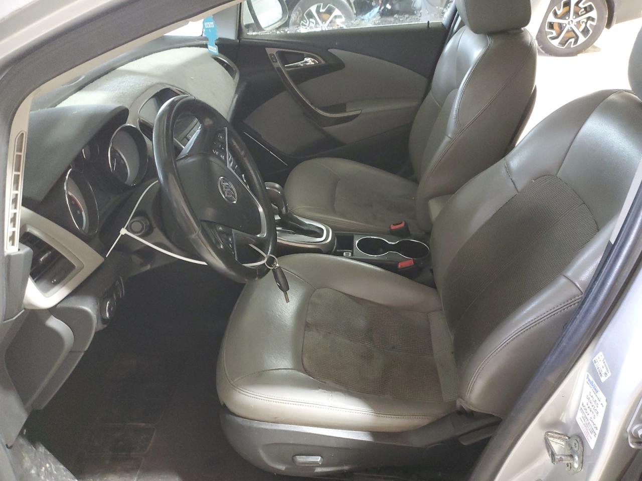 2012 Buick Verano - Image 7