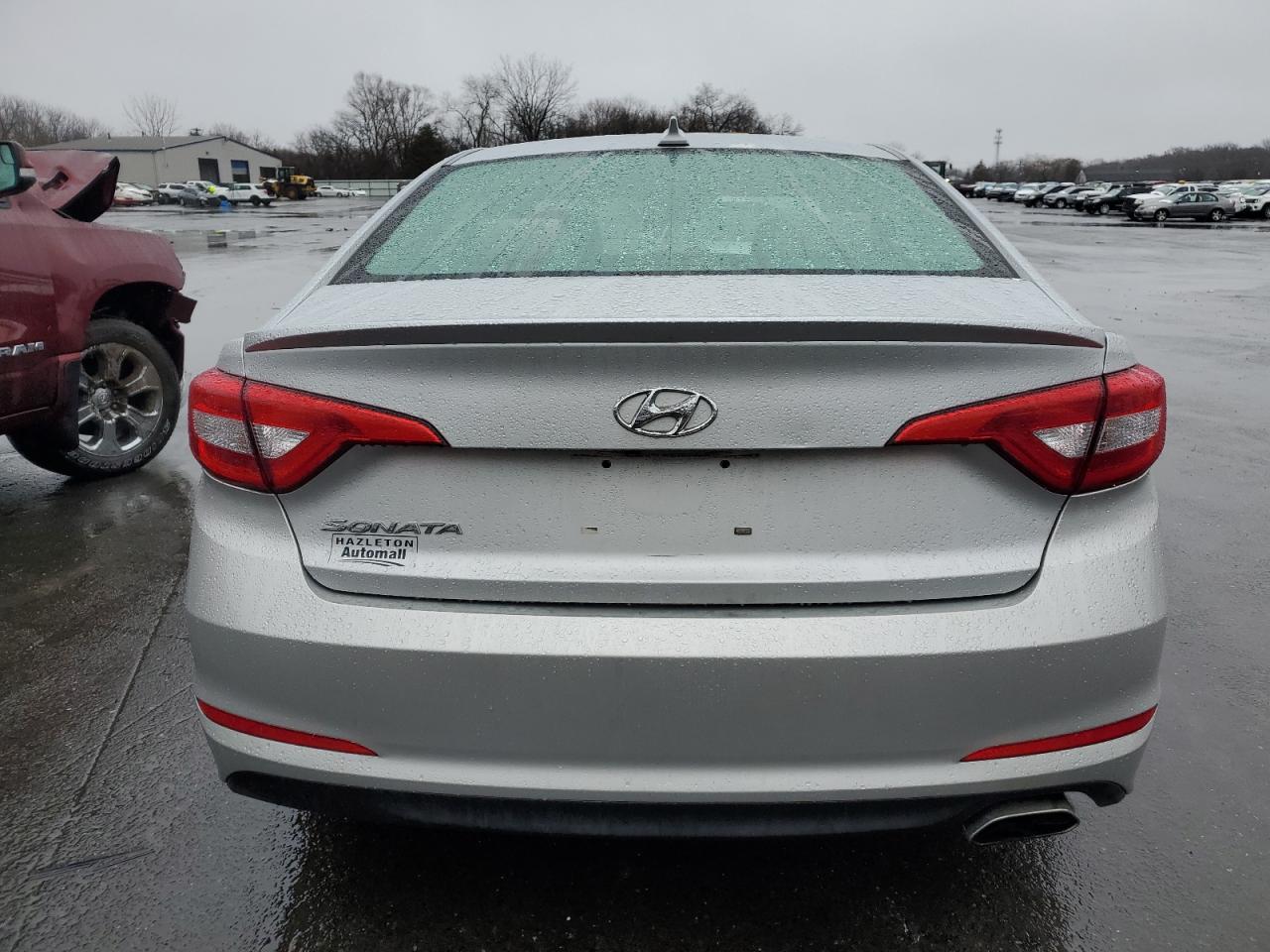 2016 Hyundai Sonata - Image 6