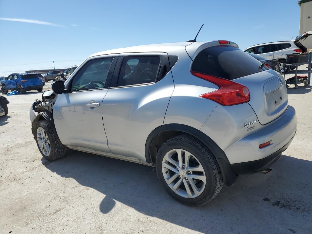 2014 Nissan Juke - Image 2