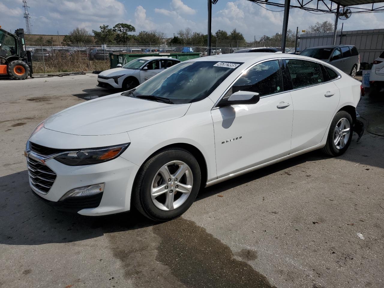 2023 Chevrolet Malibu - Image 1