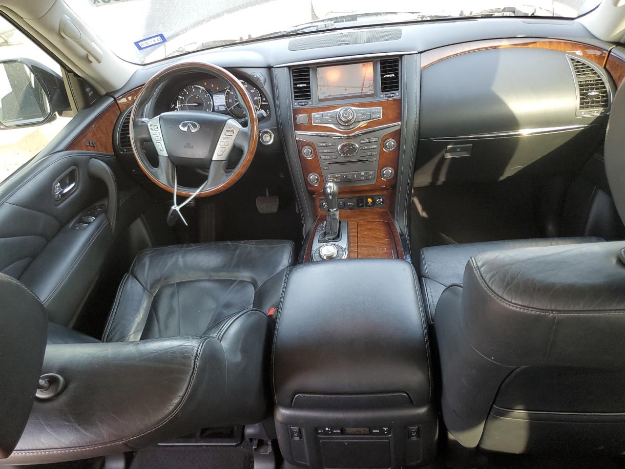 2015 Infiniti QX80 - Image 8