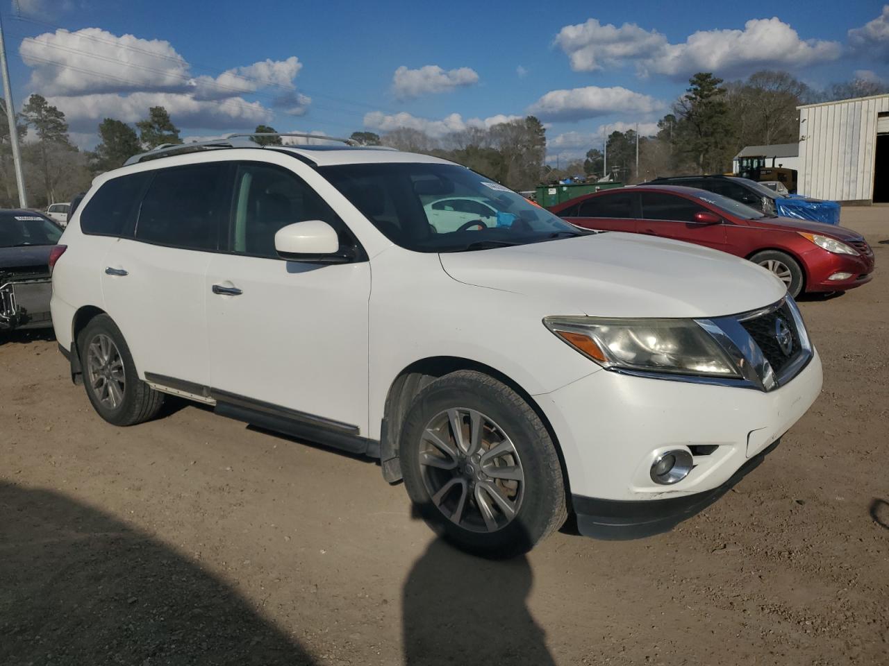 2014 Nissan Pathfinder - Image 4