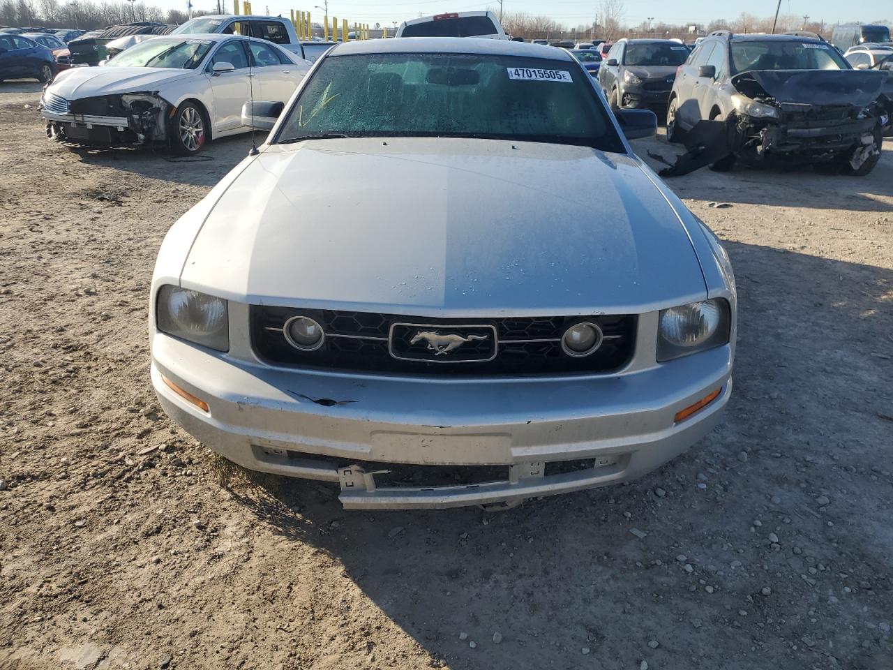2007 Ford Mustang - Image 5