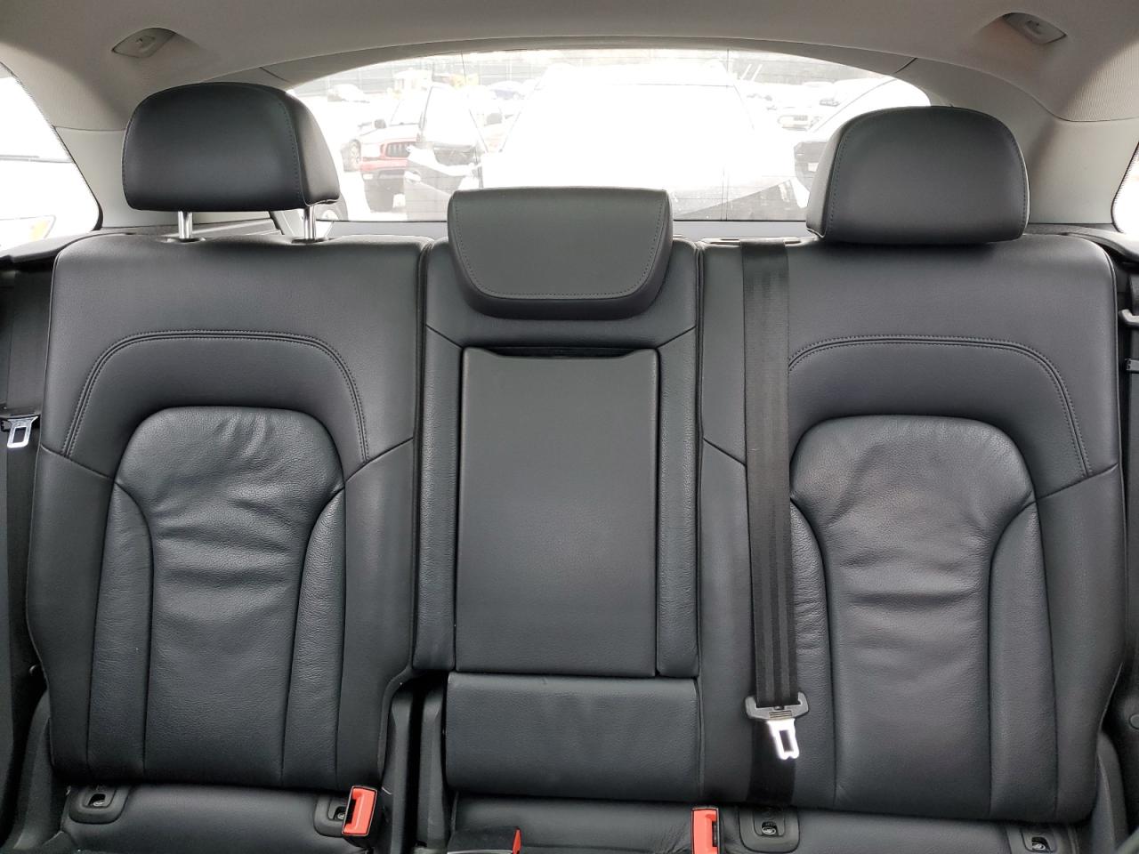2015 Audi Q5 - Image 10
