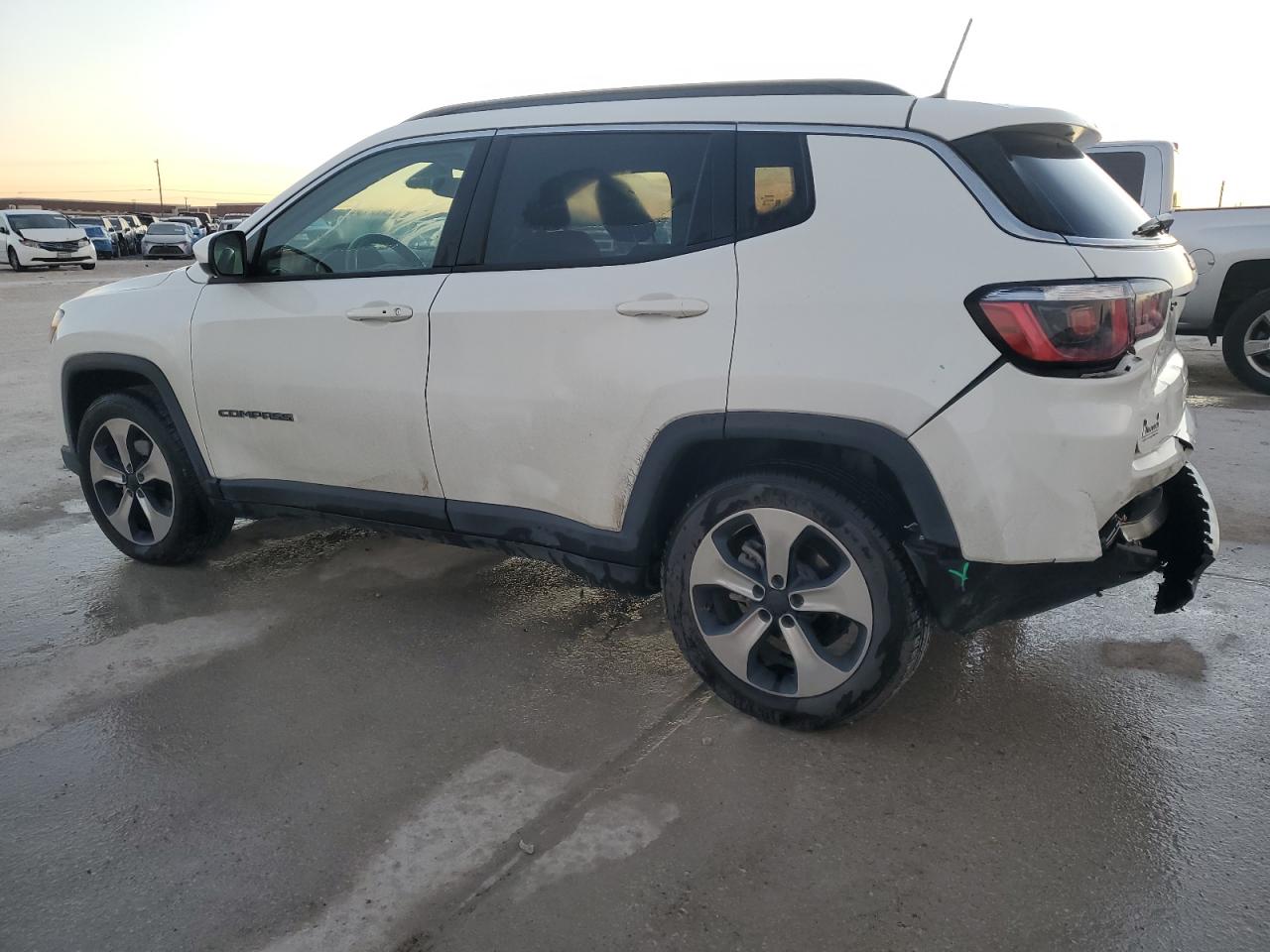 2018 Jeep Compass - Image 2