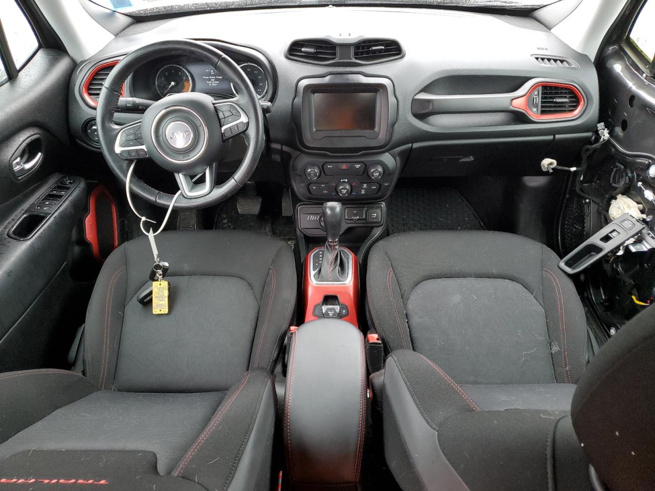 2018 Jeep Renegade - Image 8