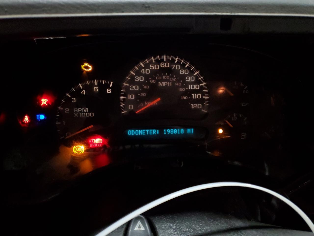 2005 Chevrolet Silverado - Image 9